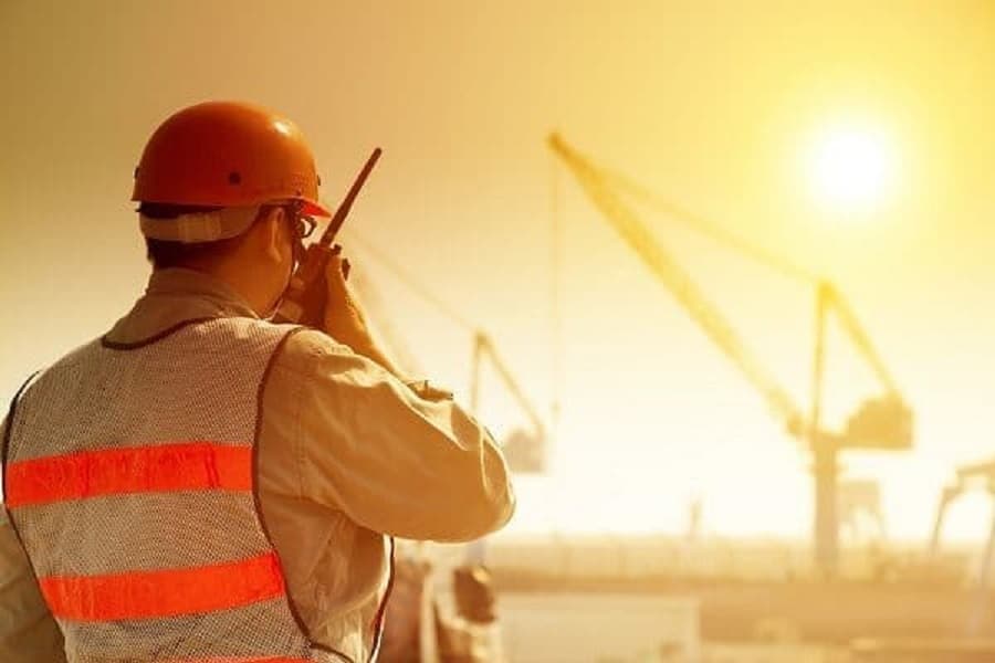 Violations of ban on working under the Sun must be reported - Saudi-Expatriates.com