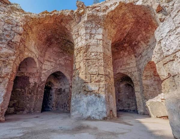 25,000 early Islamic Artifact fragments discovered from Historic Jeddah - Saudi-Expatriates.com