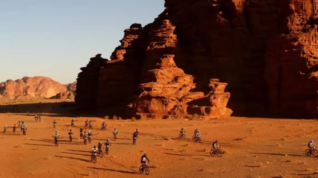 NEOM Titan Desert Bike Race attracts 242 cyclists from 24 nations - Saudi-Expatriates.com